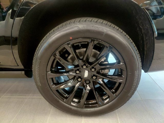 New 2027 Cadillac Escalade Sport w/ LPO, ONYX Package AWD/4WD image 13