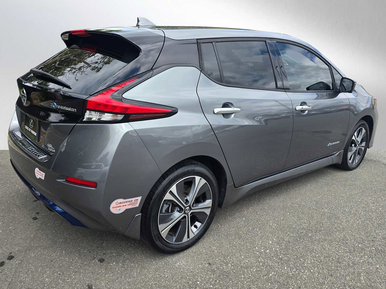 Used 2019 Nissan Leaf SL Plus w/ Protection Package FWD image 3