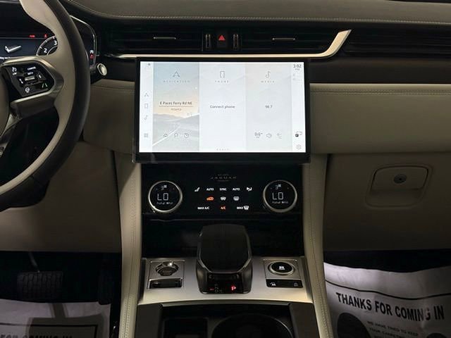 New 2026 Jaguar F-PACE R-Dynamic S image 24