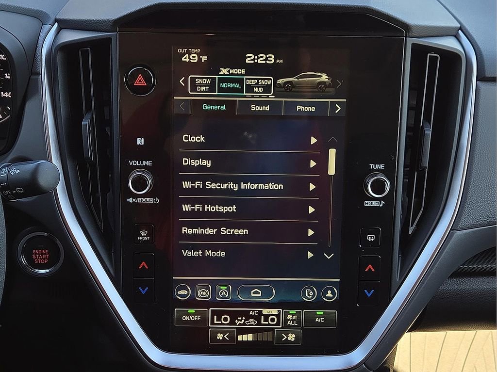 Used 2025 Subaru Crosstrek 2.0i Premium image 12