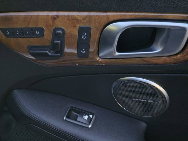 Used 2015 Mercedes-Benz SLK 350 image 13