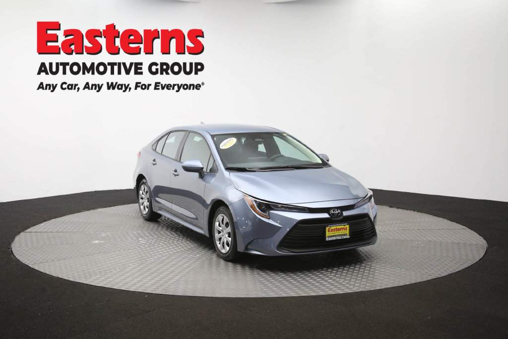Used 2025 Toyota Corolla LE FWD image 52