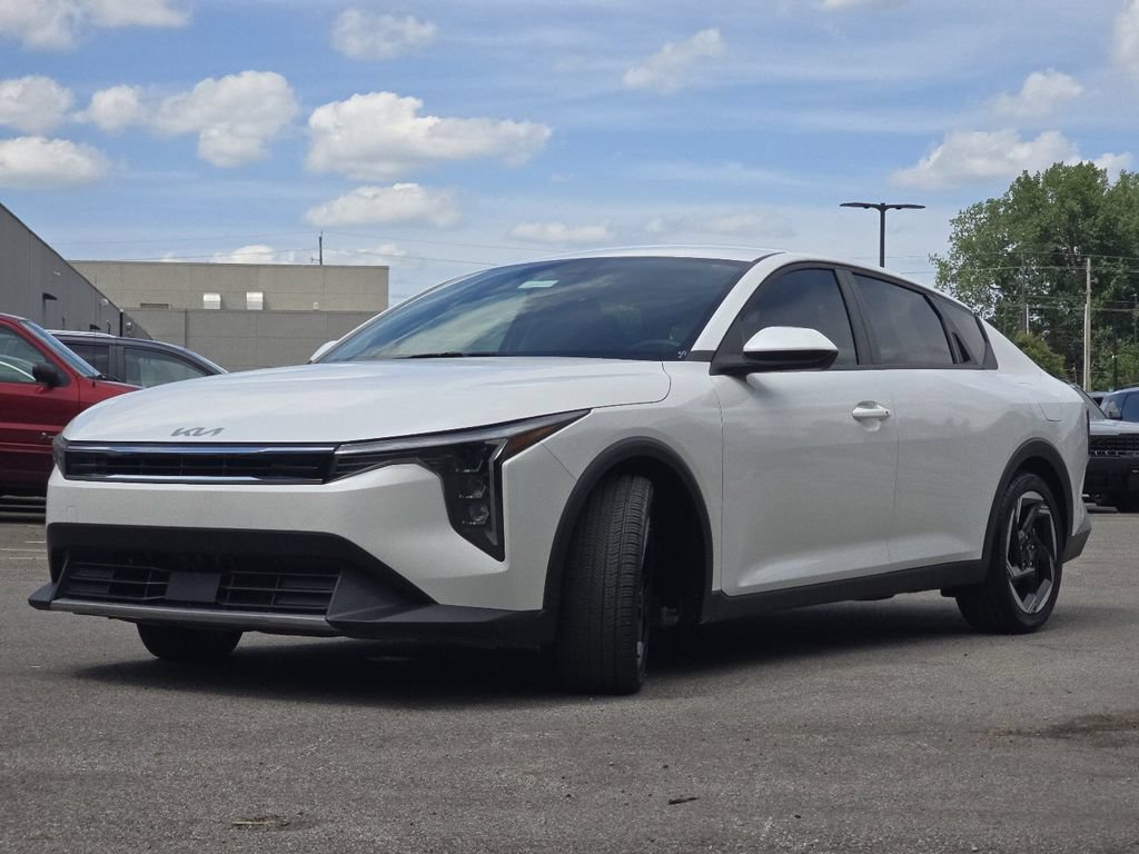 Used 2025 Kia K4 EX FWD image 11