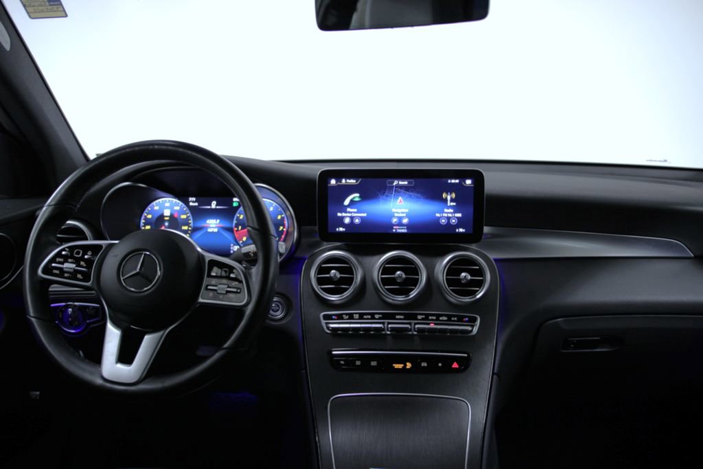 Certified 2022 Mercedes-Benz GLC 300 4MATIC image 3