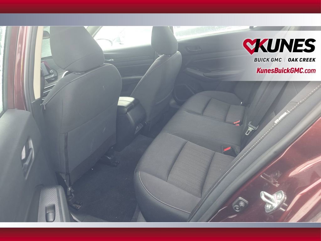 Used 2024 Nissan Altima 2.5 SV image 16