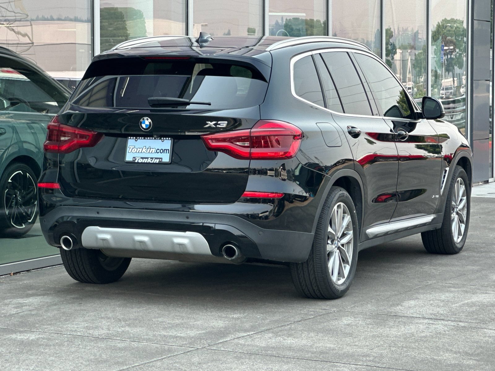 Used 2018 BMW X3 xDrive30i AWD/4WD image 3