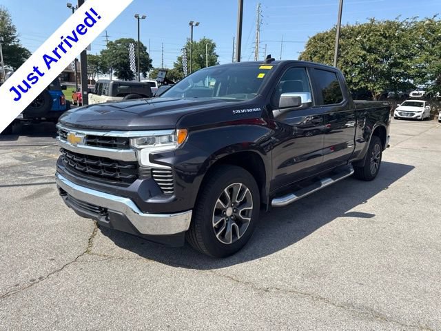 Used 2022 Chevrolet Silverado 1500 LT AWD/4WD image 6