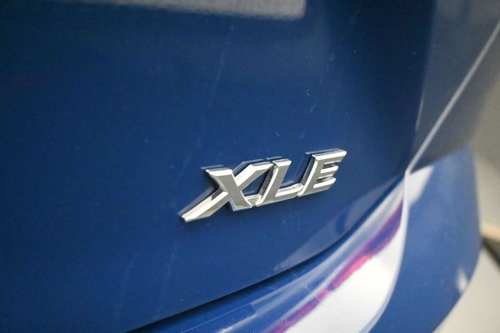 Used 2025 Toyota Camry XLE FWD image 34