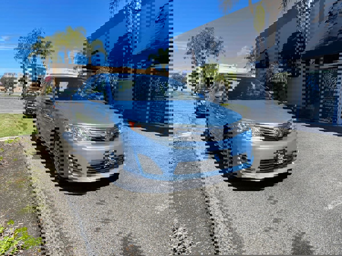 Used 2013 Toyota Camry LE image 3