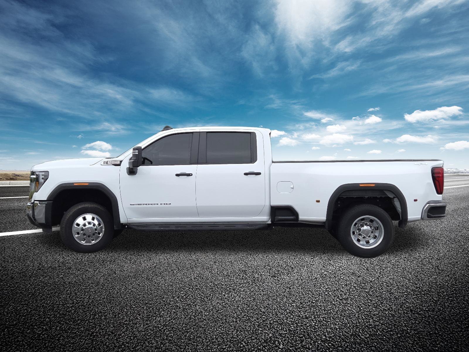 Used 2026 GMC Sierra 3500 Pro w/ 1SA Pro Safety Plus Package AWD/4WD image 18