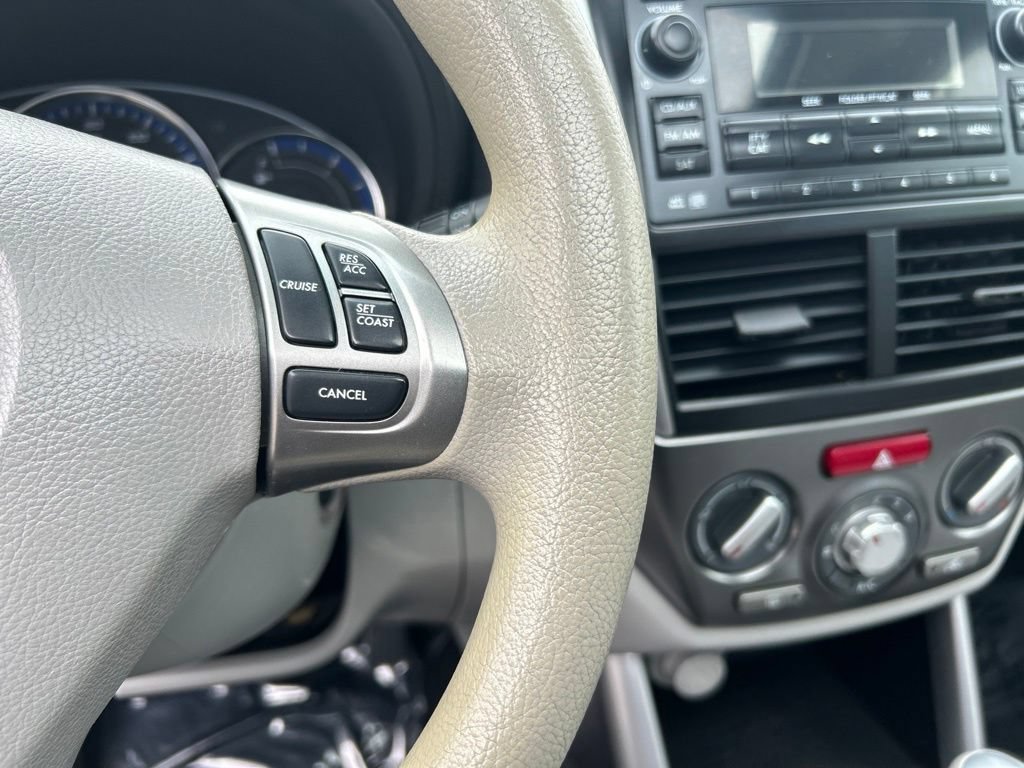 Used 2013 Subaru Forester 2.5X Premium AWD/4WD image 33