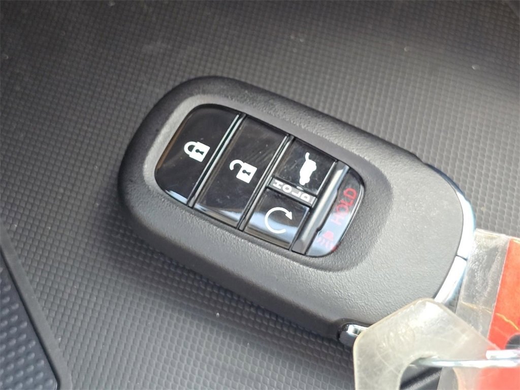 New 2025 Honda Pilot Touring image 34