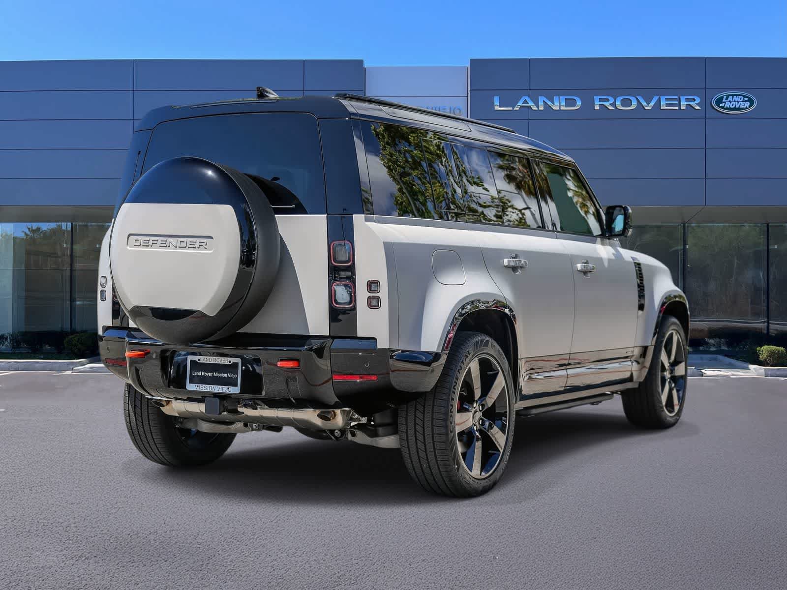 New 2026 Land Rover Defender 110 X AWD/4WD image 4