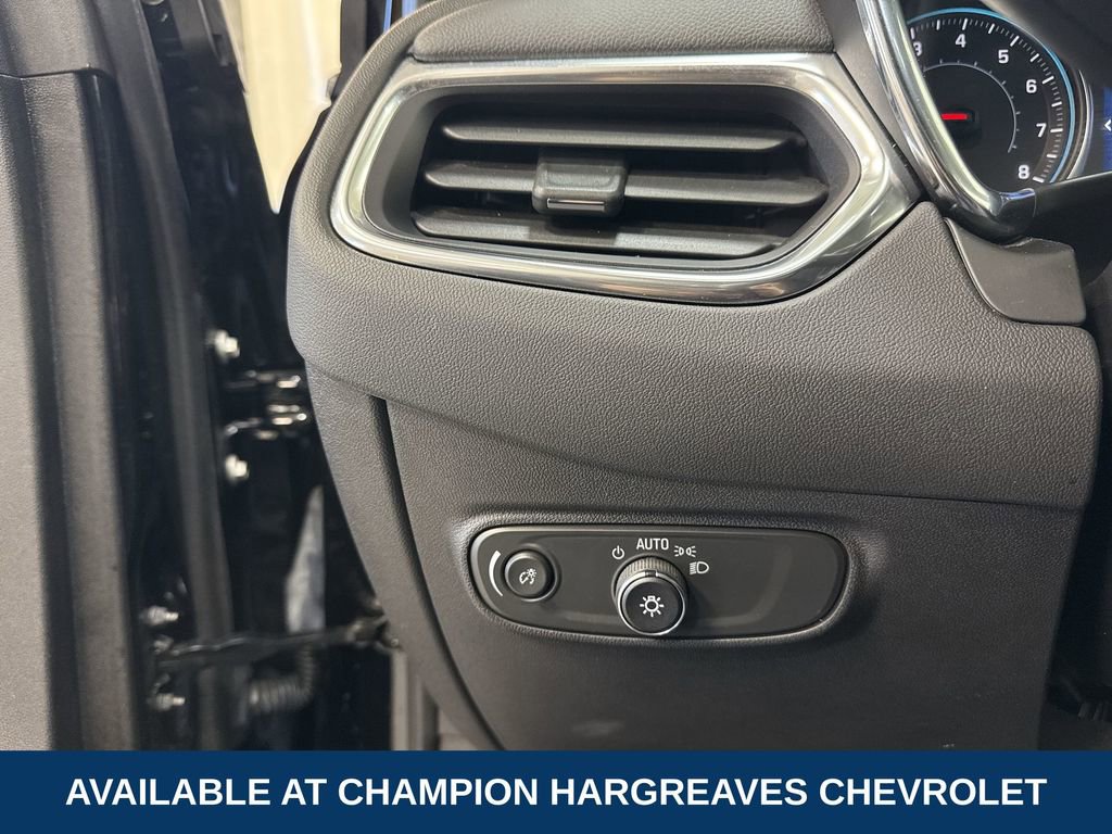 Certified 2024 Chevrolet Equinox LT w/ LPO, Floor Liner Package image 23