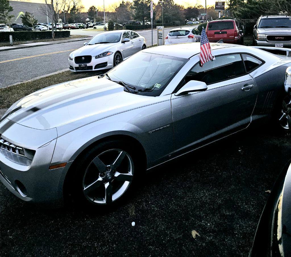 Used 2011 Chevrolet Camaro LT RWD image 11