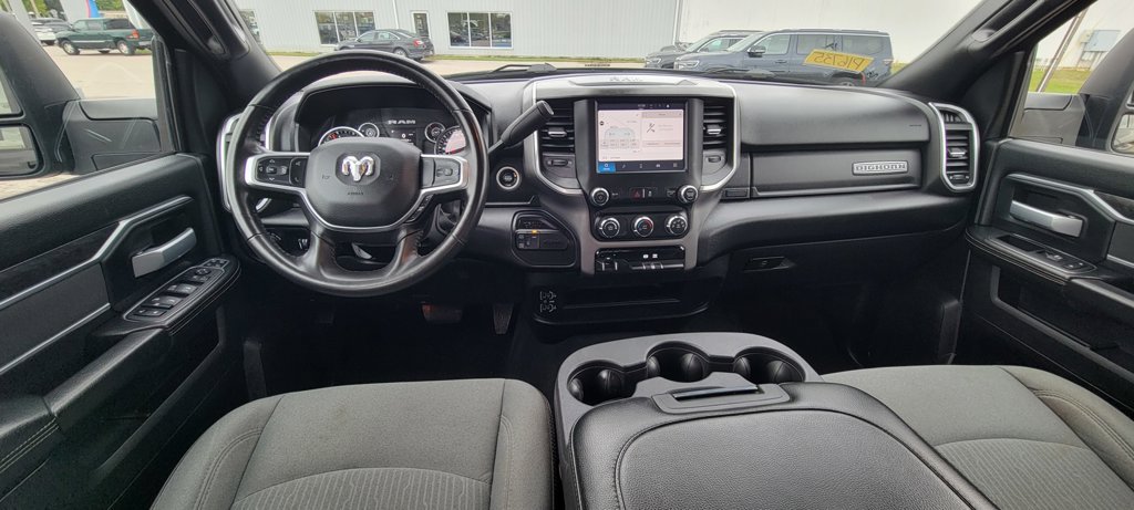 Used 2024 RAM 2500 Big Horn AWD/4WD image 15