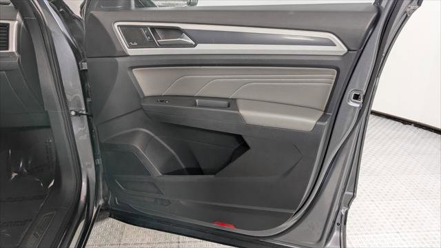 Used 2021 Volkswagen Atlas Cross Sport SEL Premium w/ Cross Sport MDO Package image 18