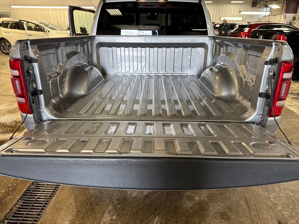 Used 2020 RAM 1500 Laramie AWD/4WD image 28
