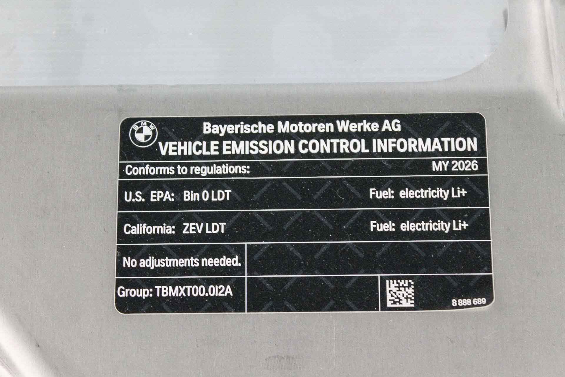 New 2026 BMW iX xDrive45 image 30