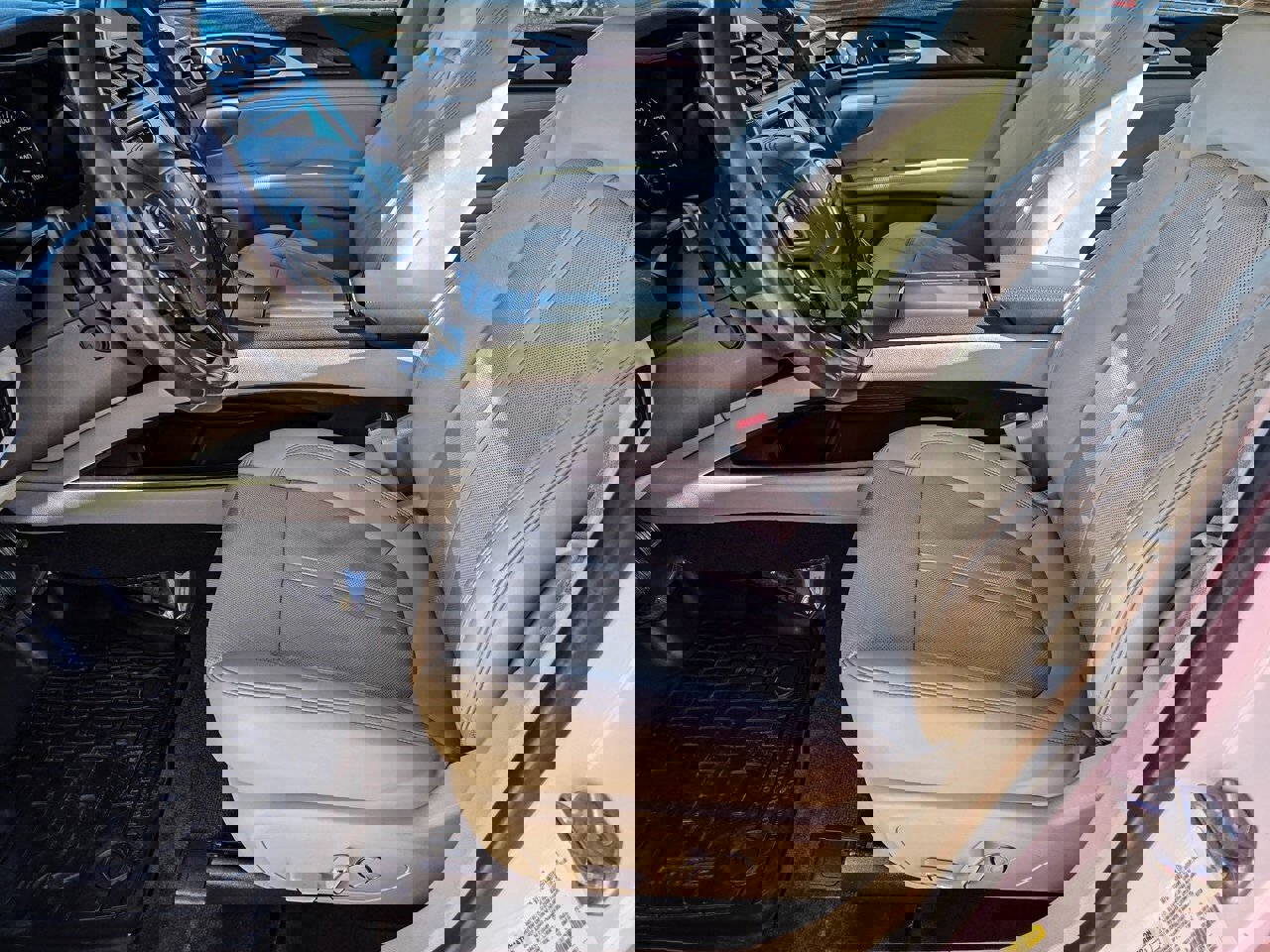 Used 2019 Lincoln MKZ Reserve w/ Luxury Package image 15