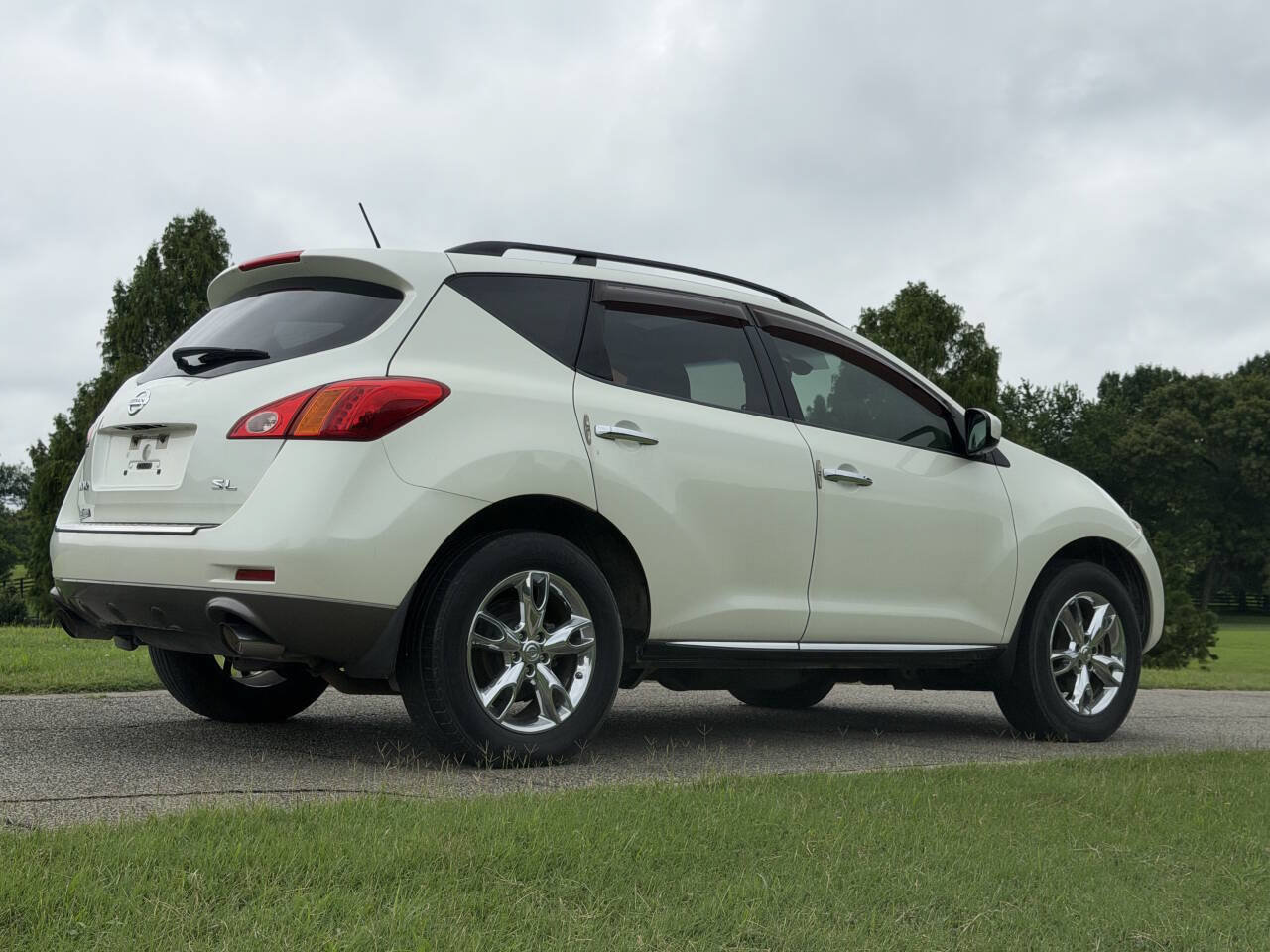 Used 2009 Nissan Murano SL w/ Technology Pkg FWD image 24