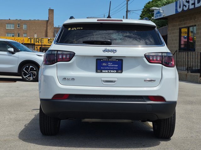 Used 2024 Jeep Compass Latitude AWD/4WD image 5