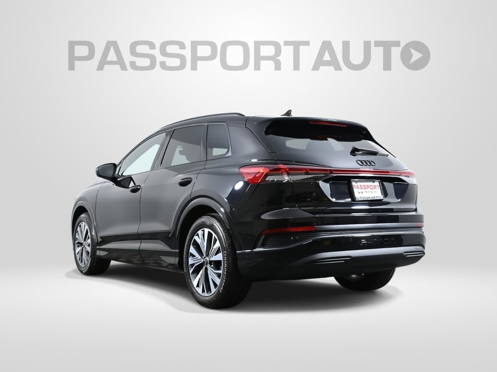 Used 2025 Audi Q4 e-tron Premium Plus w/ Premium Plus image 5