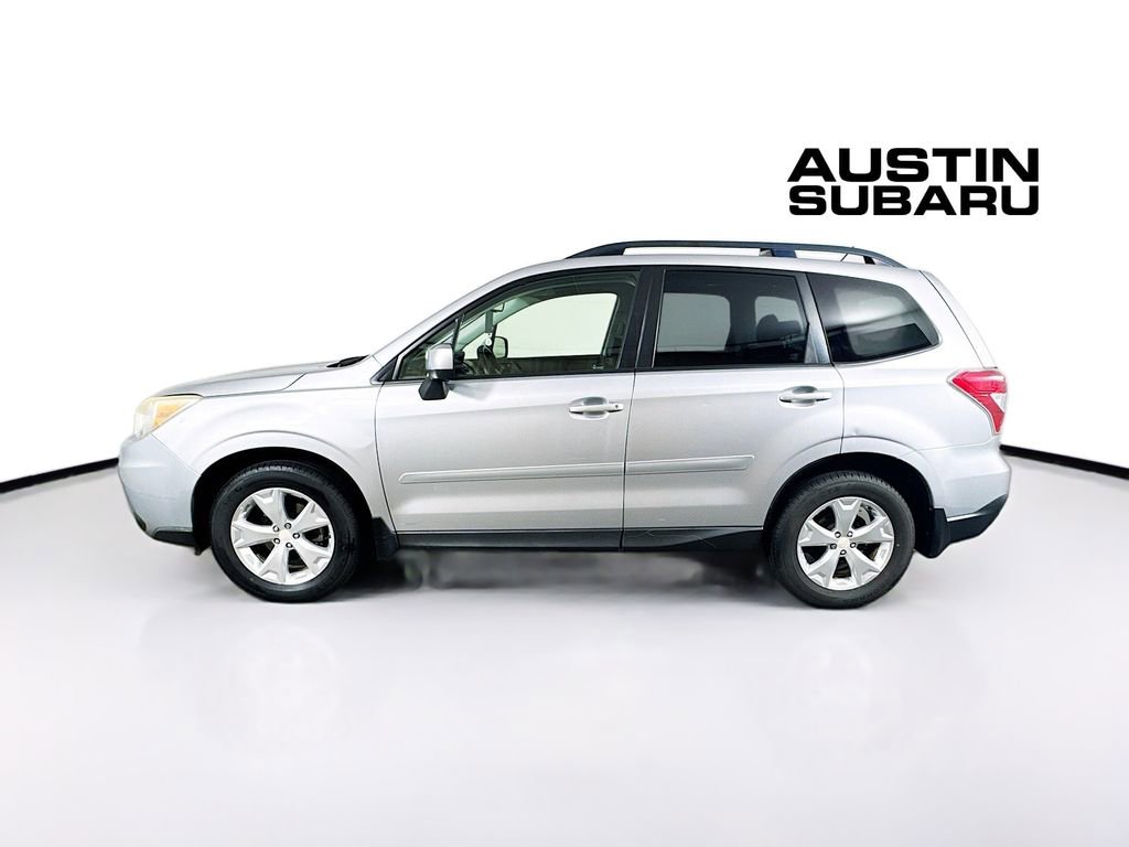 Used 2014 Subaru Forester 2.5i Premium w/ All-Weather Package AWD/4WD image 4
