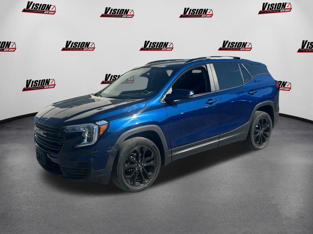 Used 2022 GMC Terrain SLE w/ Driver Convenience Package
