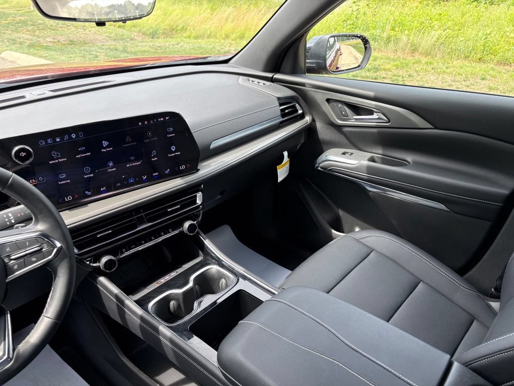 New 2026 Chevrolet Traverse LT w/ Driver Confidence Package AWD/4WD image 52