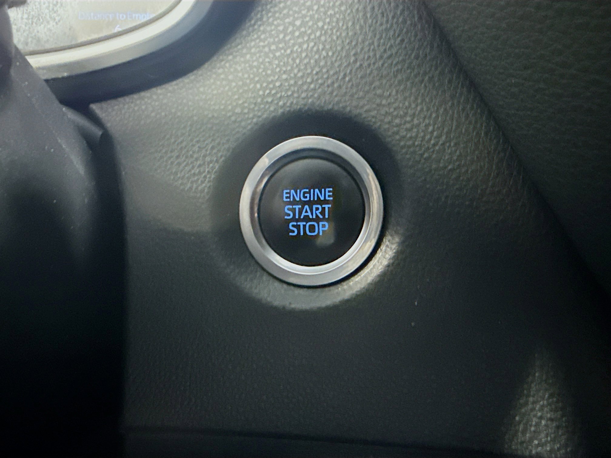 Used 2020 Toyota Corolla SE w/ Carpet Mat Package image 21