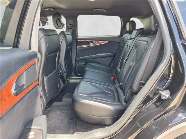 Used 2018 Lincoln MKX Select w/ Select Plus Package FWD image 19