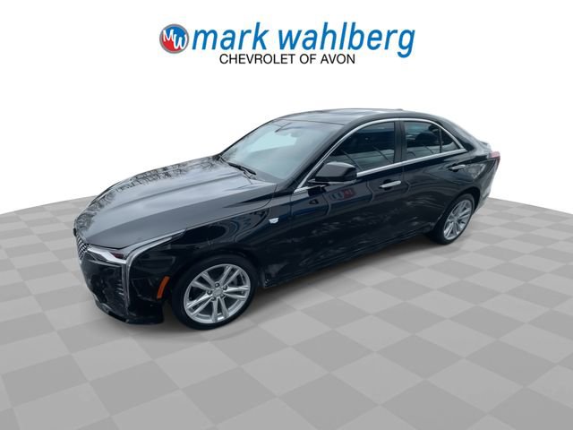 Used 2025 Cadillac CT4 Luxury RWD image 4