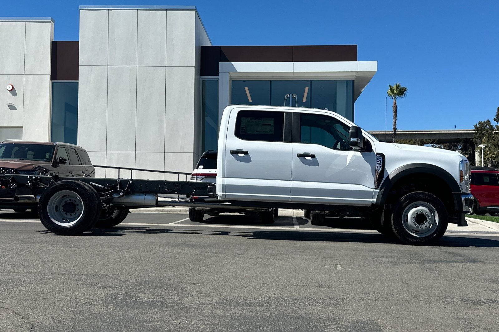 New 2026 Ford F450 XL w/ XL Chrome Package RWD image 2