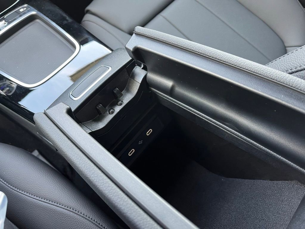 Certified 2025 Mercedes-Benz CLA 250 4MATIC image 41