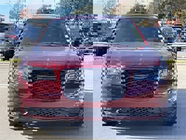 Used 2023 Chrysler 300 Touring w/ Sport Appearance Package image 6