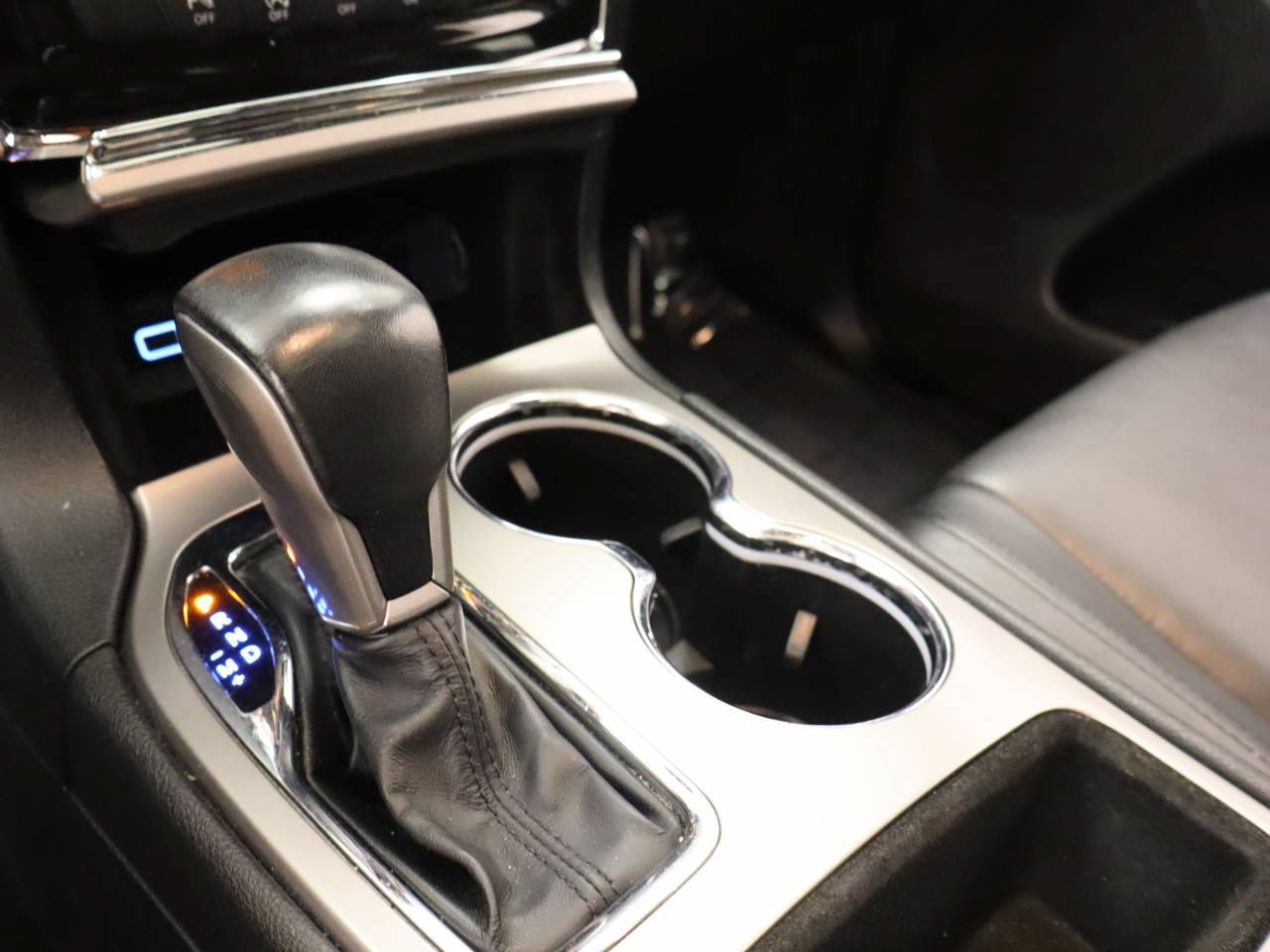 Used 2021 Jeep Grand Cherokee Limited RWD image 9