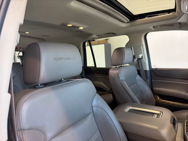 Used 2016 GMC Yukon Denali AWD/4WD image 41