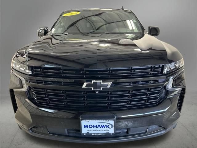 Used 2024 Chevrolet Tahoe RST w/ Luxury Package AWD/4WD image 8