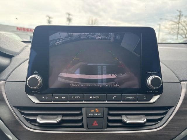 Used 2023 Nissan Altima 2.5 SV FWD image 16