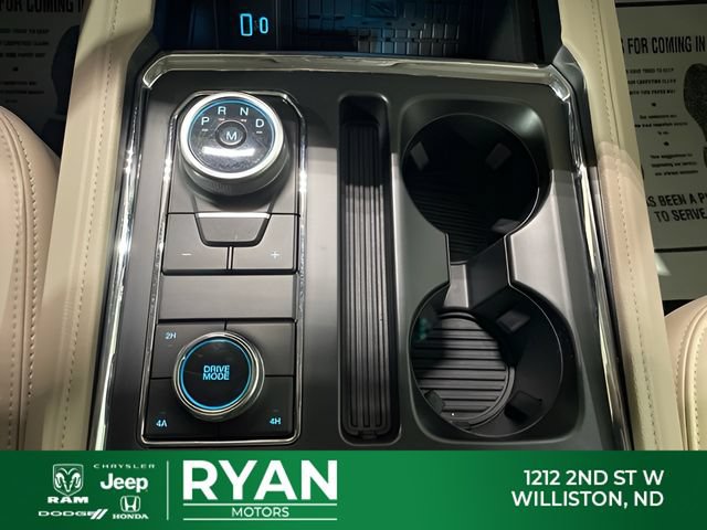 Used 2024 Ford Expedition Max XLT AWD/4WD image 38