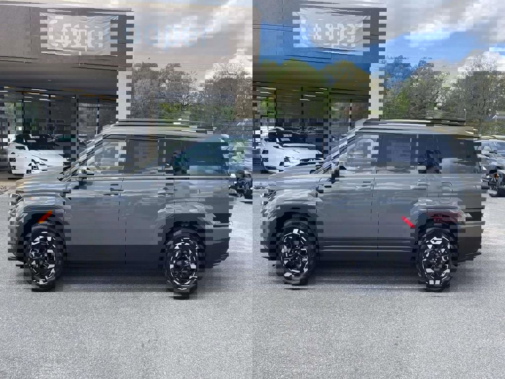 New 2026 Hyundai Santa Fe SEL image 2