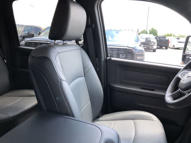 New 2026 RAM 3500 Tradesman AWD/4WD image 17