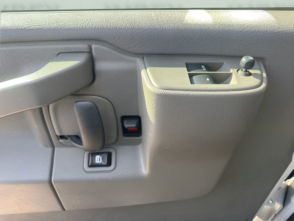 Used 2020 Chevrolet Express 3500 LT w/ LT Preferred Equipment Group image 22