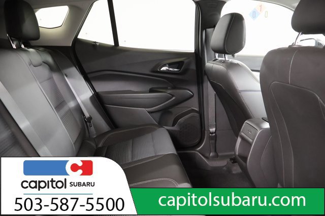 Used 2025 Chevrolet Trax LT FWD image 27