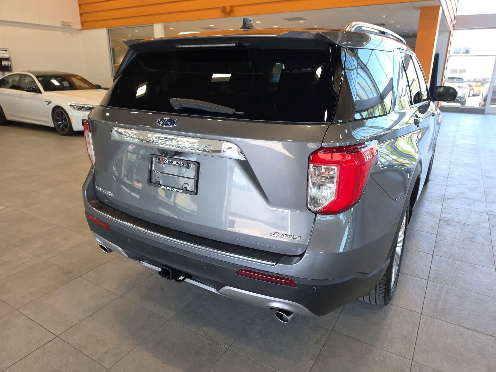 Used 2024 Ford Explorer Limited w/ Limited Technology Package AWD/4WD image 8
