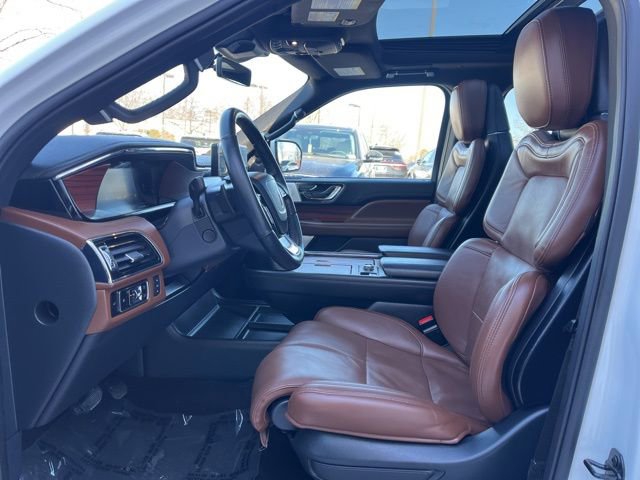 Used 2024 Lincoln Navigator L Reserve image 24