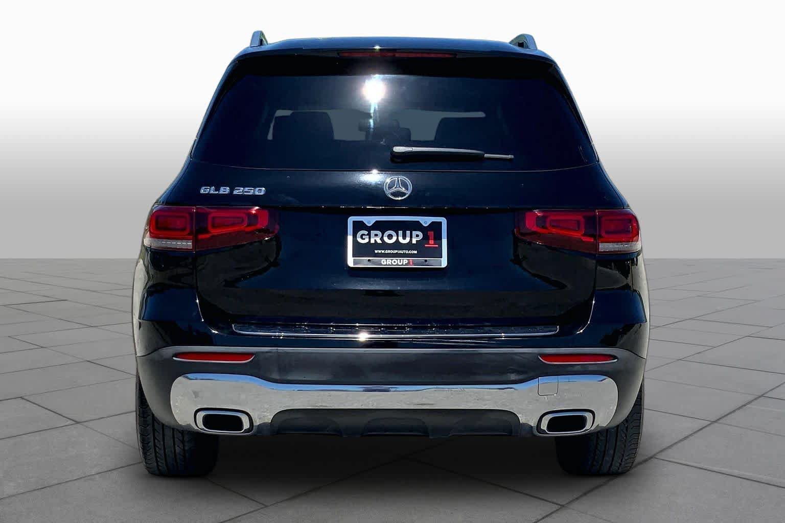 Used 2023 Mercedes-Benz GLB 250 image 5