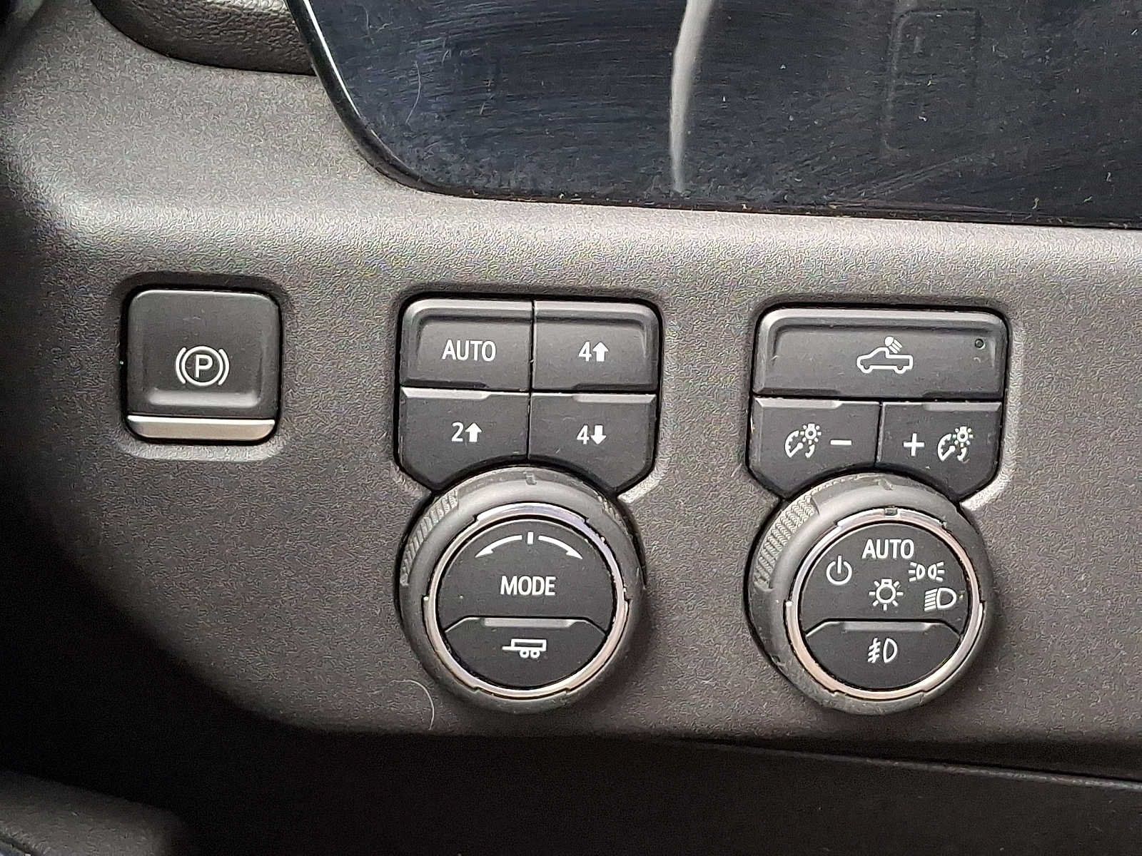 Used 2022 Chevrolet Silverado 1500 RST w/ Z71 Off-Road Package AWD/4WD image 25