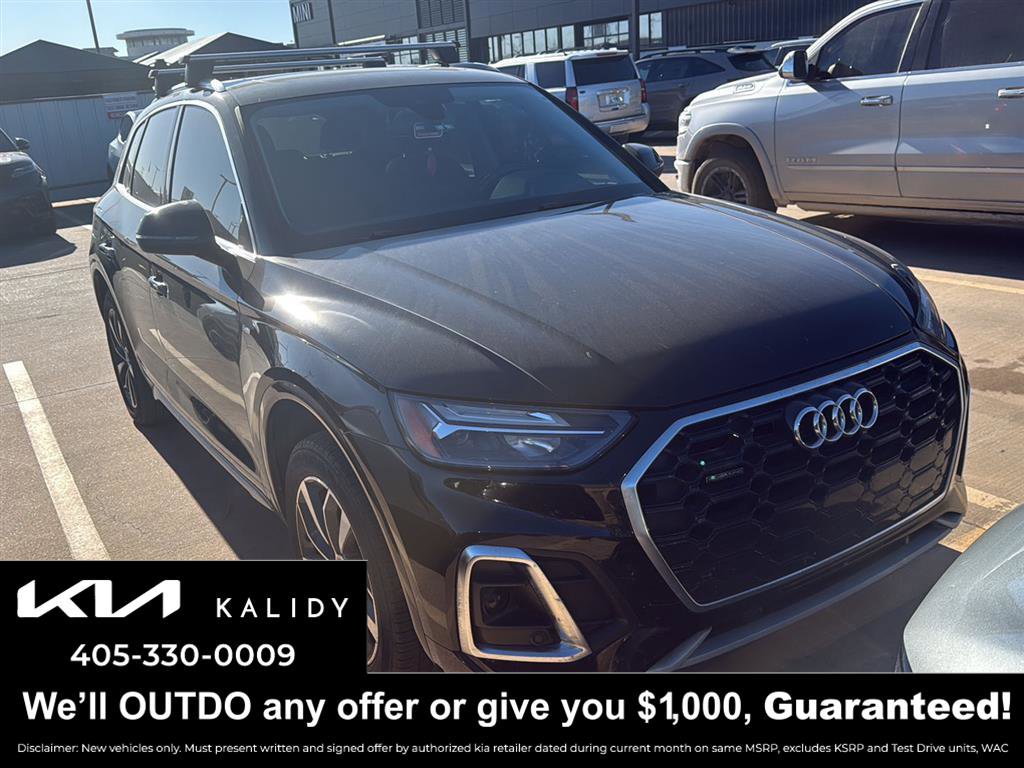 Used 2022 Audi Q5 2.0T Premium w/ Convenience Package AWD/4WD image 1